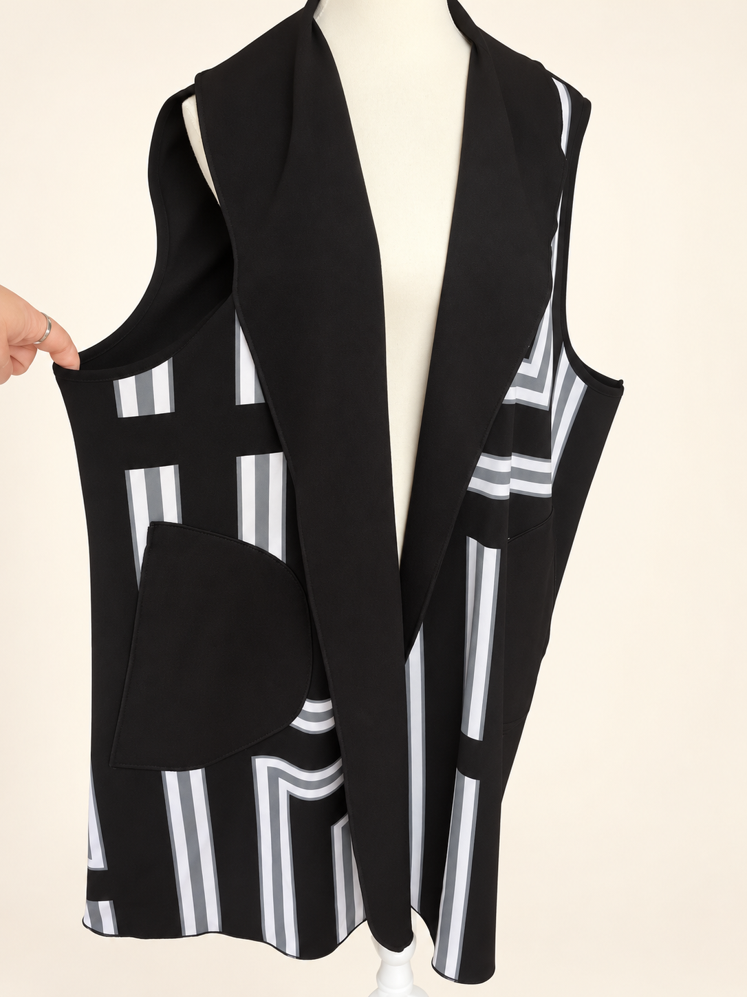 Black & Geometric Print Waterfall Vest – Suits Sizes 18–22