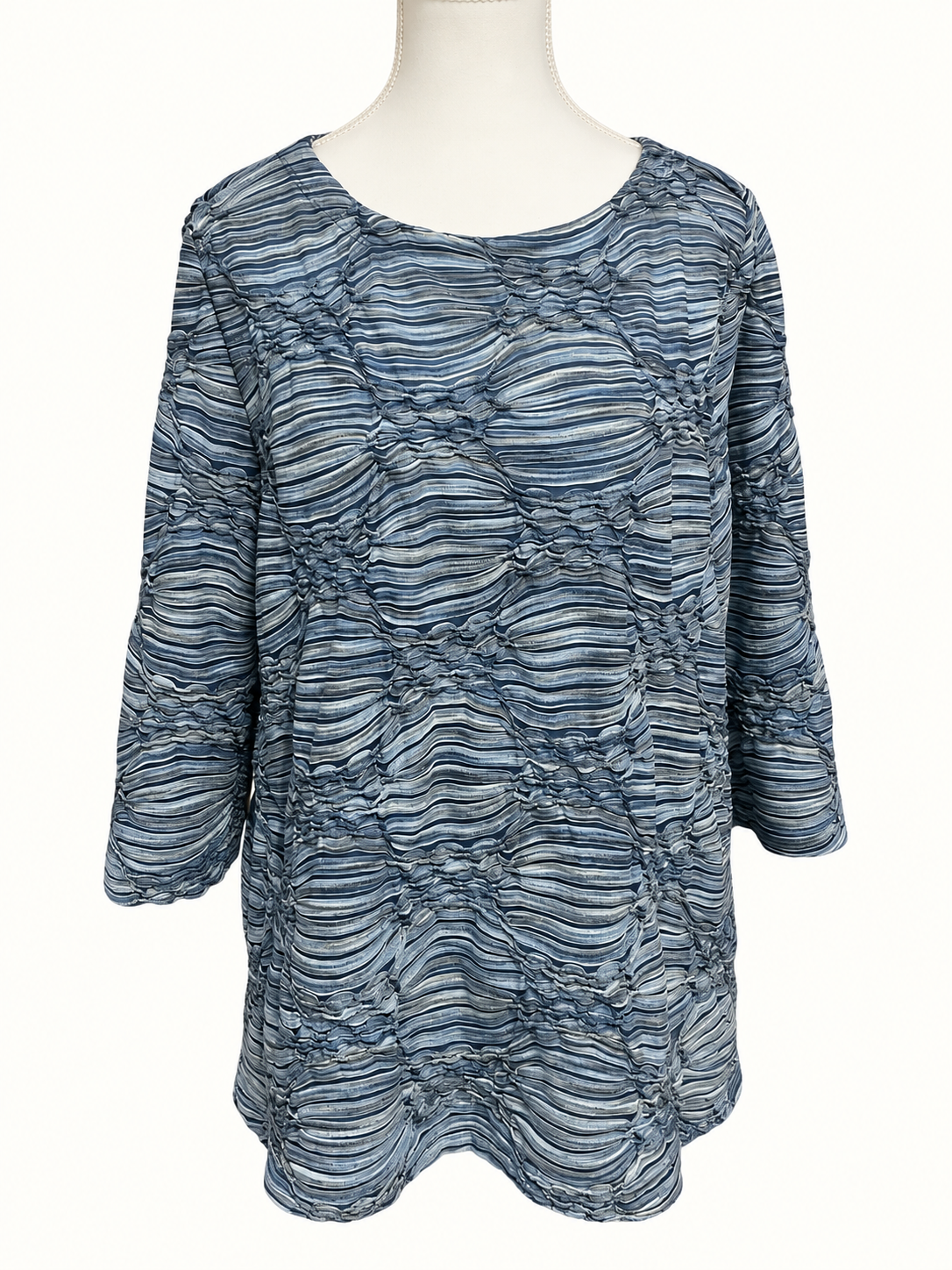 Wombat Size XXL/18 – Blue Textured Stretch Tunic Top | 3/4 Sleeves
