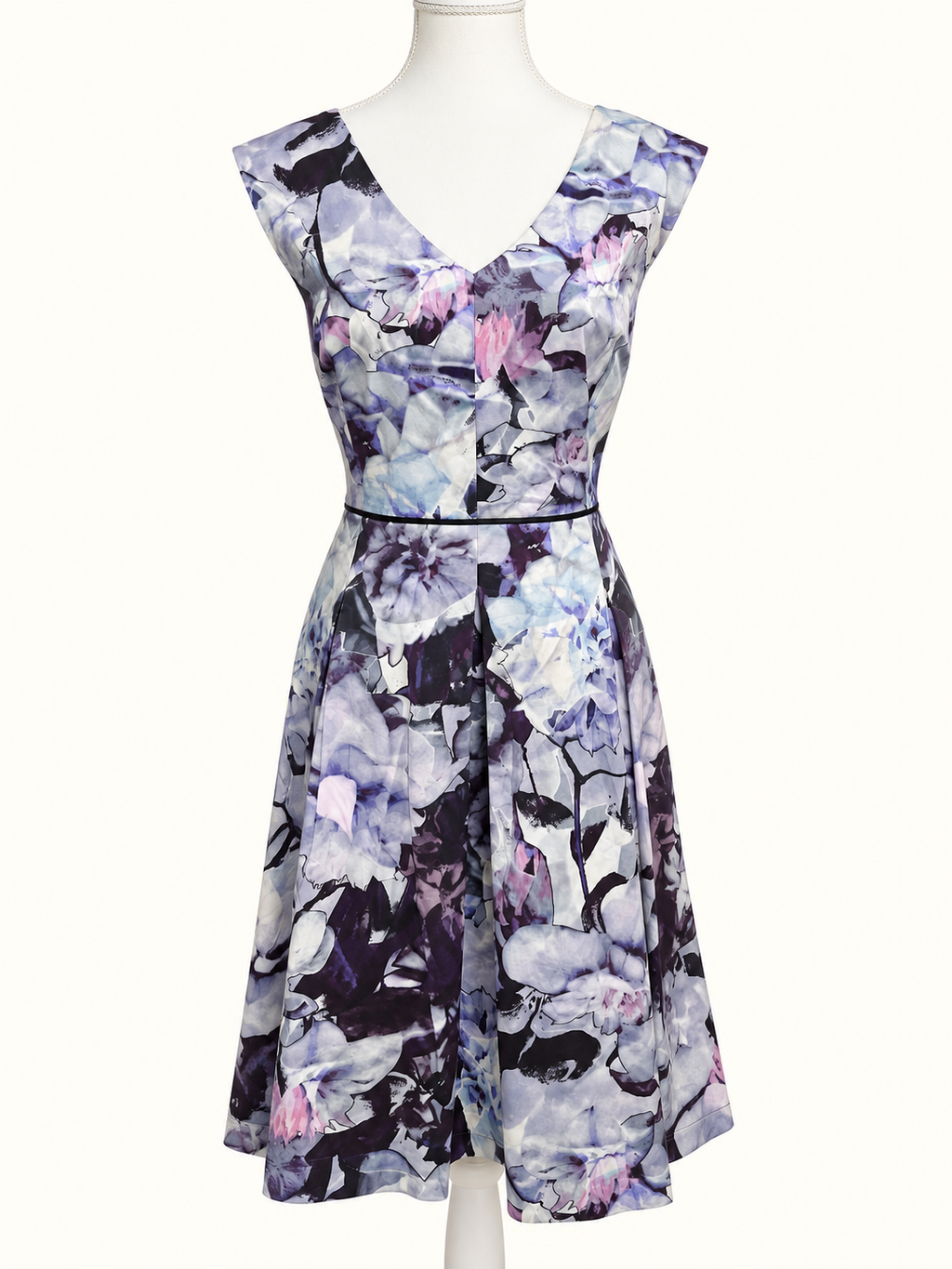 Jacqui E Purple Watercolour Floral Fit & Flare Dress – Size 18